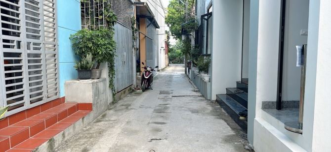 BÁN NHÀ ĐẸP 3 TẦNG NAM HỒNG MỚI XÂY, TẶNG NỘI THẤT, Ô  TÔ ĐỖ CỬA. - 2