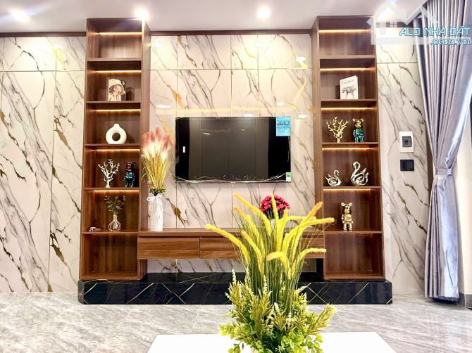NHÀ FULL NỘI THẤT MẶT TIỀN A6 PHẠM NGŨ LÃO: GIÁ 3.75 tỷ - 2