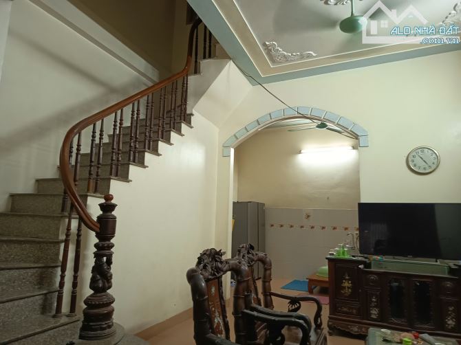 BÁN NHÀ ĐẸP – LÔ GÓC – Ô TÔ TRÁNH – GẦN VINCOM ĐAN PHƯỢNG 60M2, MT 5m giá 8.x tỷ - 2