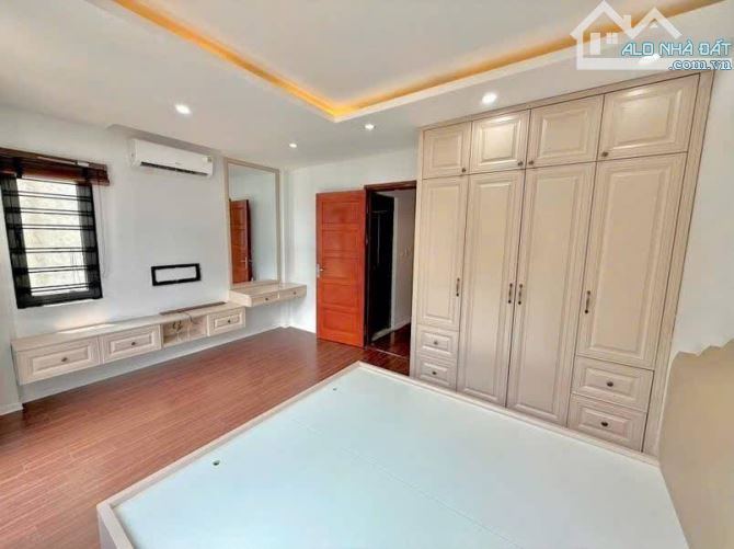 Bạn em đang cần bán nhà 5t,43m tại Tô Hiệu,Hà Đông, tiện ích tốt chỉ 8t - 2