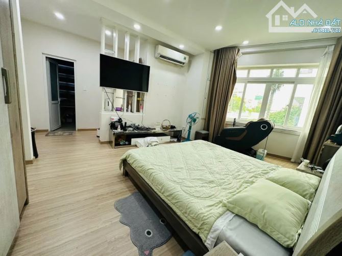 🚨 XUẤT CẢNH - BÁN GẤP TRONG TUẦN - HÒANG HOA THÁM - 158M² - 3 TẦNG 🚨 - 2