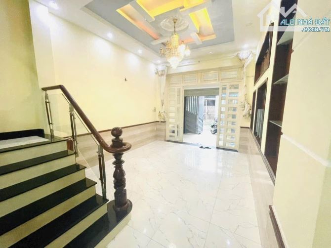 HXH 8m gần MT Phạm Văn Chiêu P.An Hội Tây 4 tầng 60m2 4.2 x 15 giá chi 6.38 tỷ - 2
