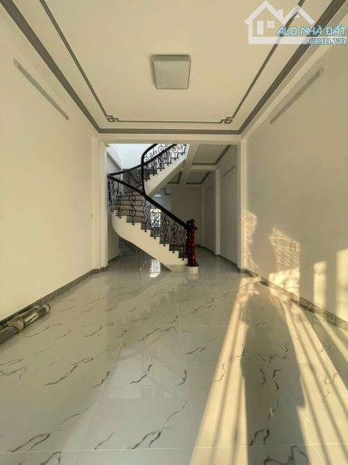 NHÀ ĐẸP 2 TẦNG + SÂN THƯỢNG – HẺM XE HƠI – ĐẶNG NHỮ LÂM, TT. NHÀ BÈ 4x15M-NHỈNH 4 TỶ - 2