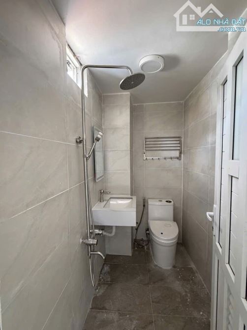 CHỈ 5.x TỶ – NHÀ ĐẸP 4 TẦNG NGAY TIỂU HỌC BÌNH GIÃ P3 TÂN BÌNH – HẺM XE HƠI ĐẬU CỬA - 2