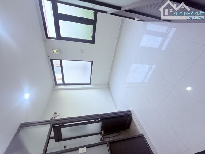 Bán nhà 4 tầng Đoàn Giỏi Tân Phú, hẻm xe hơi, sổ đẹp hoàn công đủ, 3 tỷ xíu - 2