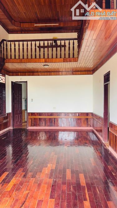 2000m2 chỉ 3tỷ sở hữu khu nhà 2 tầng full thổ cư gỗ xịn 150m2, đã trồng sẵn sầu riêng - 2