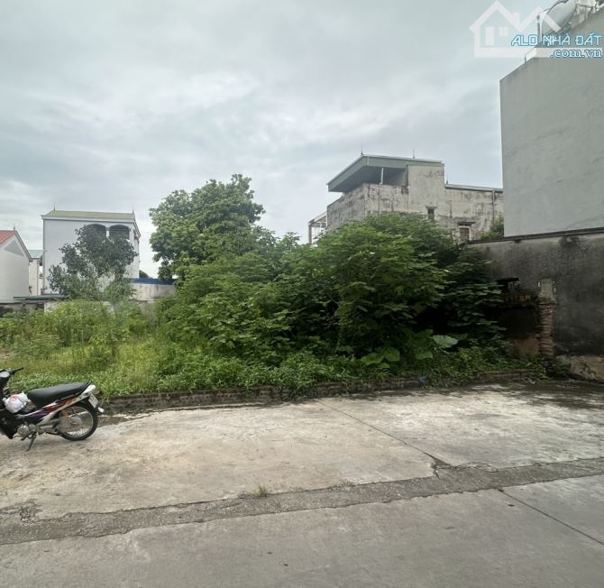 Siêu mẫu , Nguyên khê , Đông Anh 74.6m2 x MT5m , 16 chỗ tránh - giá tốt 5.8 tỷ - 2