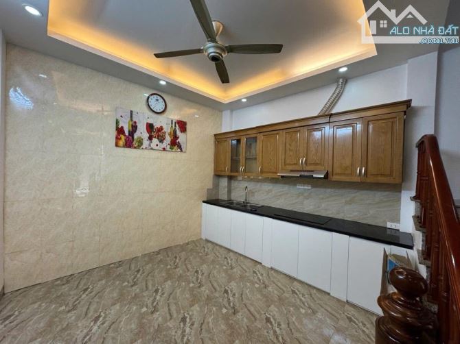 Linh Lang Ô Tô Vào Nhà, Ngõ Nông Sát Phố, 43m2*4T Mt 3.5m Chào 9 Tỷ - 2