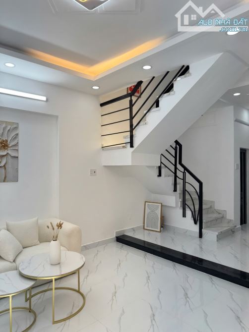BÁN NHÀ 1 TRỆT 1 LẦU - ĐƯỜNG SỐ 5, BÌNH TÂN - DT 4.5 x 11 - GIÁ NHỈNH 4 TỶ - 2