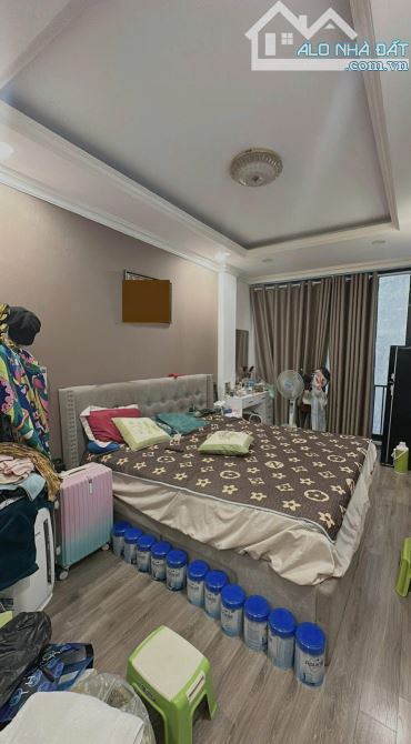 Cho thuê nhà ngõ Lạc Trung,Hai Bà Trưng, full nội thất 6.5 tầng, thang máy - 2