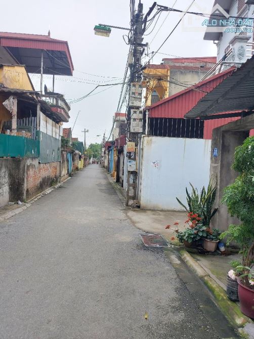Ô Tô Thông-Cạnh Hồ Điều Hòa,Gần Vin2,3.Bán Đất Kiêu Kỵ,Dt 93m,Giá 6.65 Tỷ. - 2