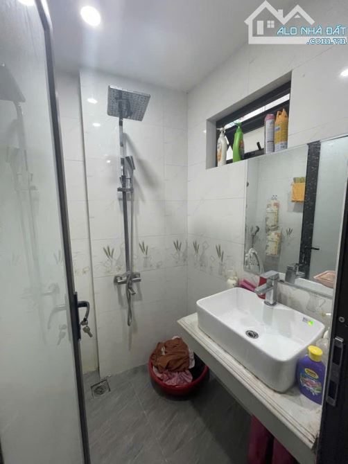 KHU VỰC TRỊNH VĂN BÔ - PHƯƠNG CANH -20M Ô TÔ ĐỖ - GIÁ 6.3 TỶ SỔ 34M- 5 TẦNG MỚI  - Ở NGAY - 2