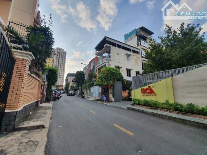 105 tỷ! Bán MT Đ. Đặng Dung, Q. 1 – 14x25m – 2 tầng HDT 100tr/th. - 2