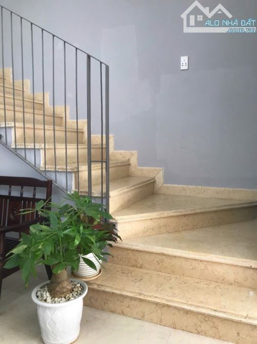 BÁN CĂN NHÀ ĐẸP CÁCH BIỂN MỸ KHUÊ 700m2 - 2