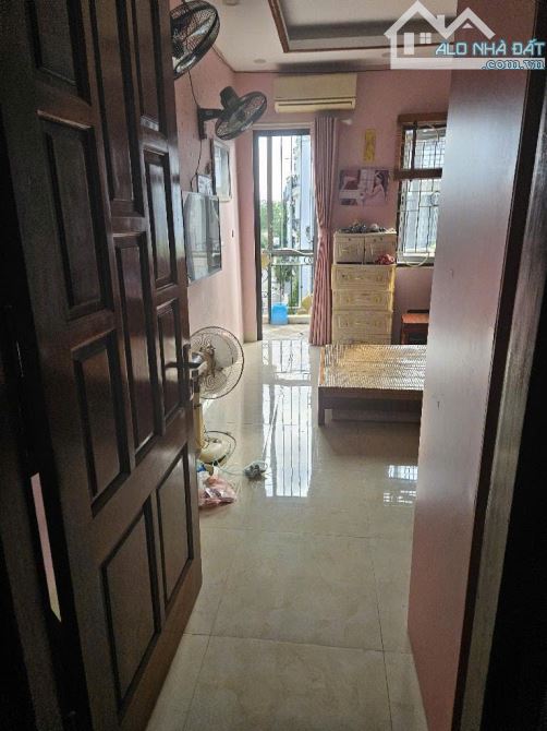 PHÂN LÔ NHỈNH 17xxTỶ - DT 60M2 - MT 6.2M2  – Ô TÔ VÀO NHÀ - THANG MÁY XỊN - FULL NỘI THẤT