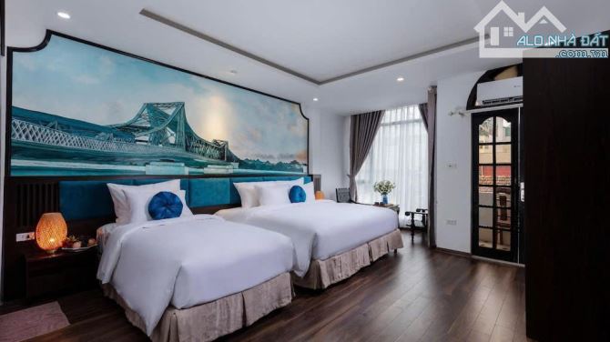 Khách sạn mặt phố Hàng Điếu 79m2, 7 tầng, mt 5m, 69 tỷ, 15 phòng VIP, phòng ăn, spa - 2