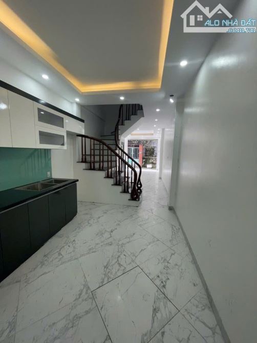 🔥 Bán nhà lô góc 40m²-4 Tầng – Ô TÔ ĐỖ CỬA – Giá chỉ 5.95 tỷ tại Ngọc Hồi, Thanh Trì 🔥 - 2