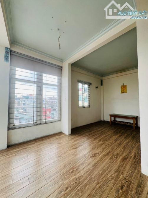 Bán nhà Văn Chương 6T, 30m², MT 4.6m – Giá 6.6 tỷ. Ô tô đỗ cửa. - 2