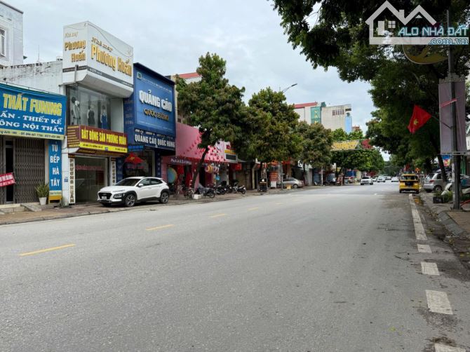 BÁN NHÀ 5 TẦNG – 150m² – MẶT PHỐ CAO LỖ – ĐỐI DIỆN CHỢ TÓ – DÒNG TIỀN KHỦNG. - 2