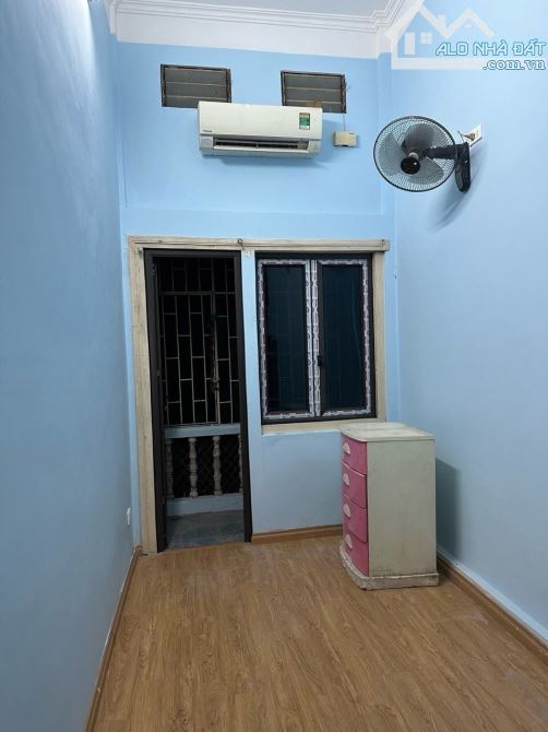 Cho thuê nhà Khâm Thiên, 4 tầng x 20m2, 2 ngủ, chỉ 6 triệu/tháng vào ngay - 2