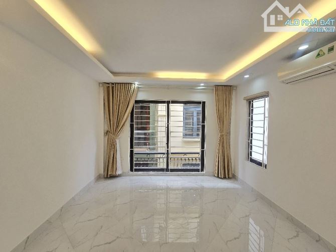 BÁN NHÀ NGUYỄN VĂN LINH – NGÕ Ô TÔ TRÁNH – 44M² – 5,4 TỶ - 2
