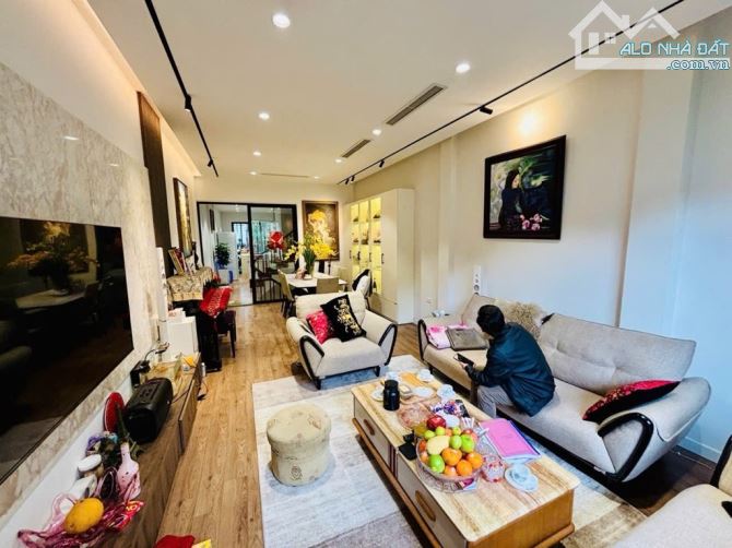 Nhà Ngô Thì Nhậm Hà đông,ô tô tránh,Lô góc - gara ô tô - Kinh doanh sầm uất hơn 13tỷ - 3