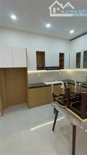 BÁN NHÀ - 2 TẦNG  - 6PN - 124m2  (5.8 x 22 )GIÁ NHỈNH : 7 TỶ - QUANG TRUNG - GÒ VẤP - 3