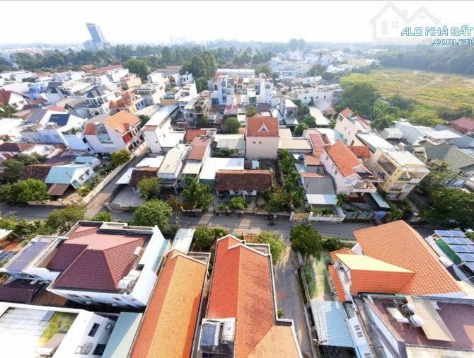 Giá rẻ 11,5 tỷ. Bán nhà 1 trệt 1 lầu khu cư xá Phúc Hải P. Tân Phong. 12x22,5m 270m. - 3