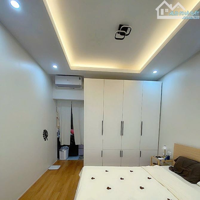 SIÊU PHẨM TẬP THỂ HOÀNG QUỐC VIỆT, TẦNG 1, NGÕ OTO TRÁNH, FULL NỘI THẤT, SỔ ĐỎ, Ở NGAY - 3
