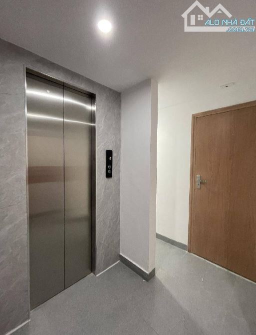 Đức thắng: CHUNG CƯ MINI - 7 TẦNG THANG MÁY - Ô TÔ ĐỖ CỔNG. 12 phòng khép kín, - 3