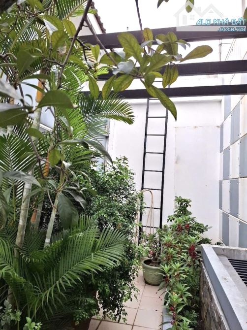 BÁN NHÀ 4 LẦU,151M2 (7.2 x 21), ĐƯỜNG 8M CỘNG HOÀ, TÂN BÌNH - 3