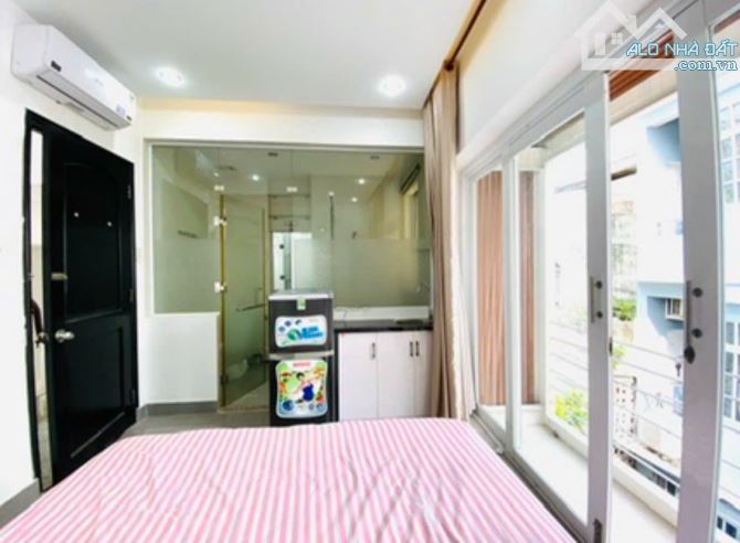 Mặt tiền đường số 4 cư xá đô thành - 44m2 - 5 tầng - 13,5 tỷ thương lượng - 3