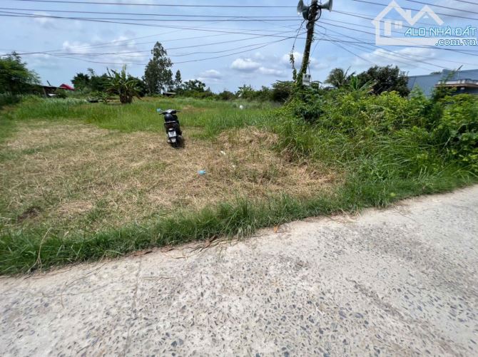 1886m2 đất nền sạch, đẹp, mặt tiền, dân cư đông, gần Chợ giá 1,6 tỷ Tăng Hòa, GCĐ, TG - 3