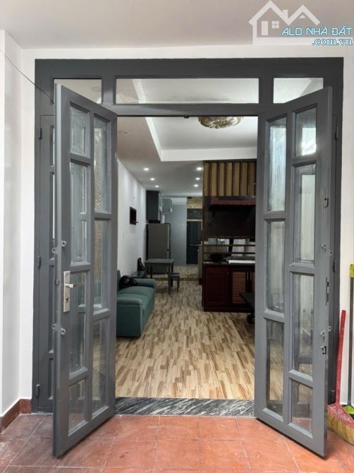🔥 1 CĂN RA MT HUỲNH VĂN BÁNH, 50m2, 2 TẦNG, 2 PN, 2WC. GIÁ : 9,3 tỷ 🔥 - 3