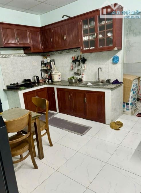 🏡 Nhà 2 tầng BTCT đường NGUYỄN VĂN QUÁ, Phường ĐÔNG HƯNG THUẬN,DT 70m² (4,15x16,8) 3,9tỷ - 3