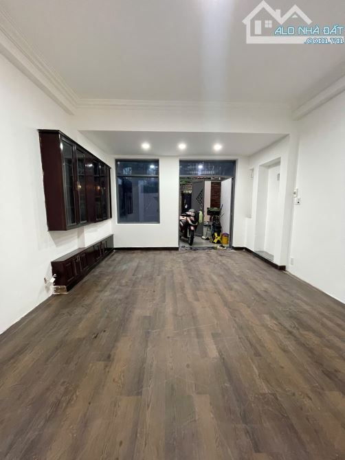 MẶT TIỀN TRẦN HỮU TRANG PHÚ NHUẬN GẦN SÂN BAY 60M2, NGANG 4.6M, 5 TẦNG, 5PN, NHỈNH 13 TỶ - 3