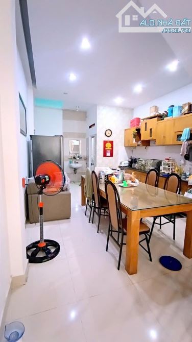 HẺM 8M XE HƠI THÔNG - THOẠI NGỌC HẦU - HOÀ THẠNH - TÂN PHÚ - 57M2 - 4TẦNG - 8tỷ3 TL - 3