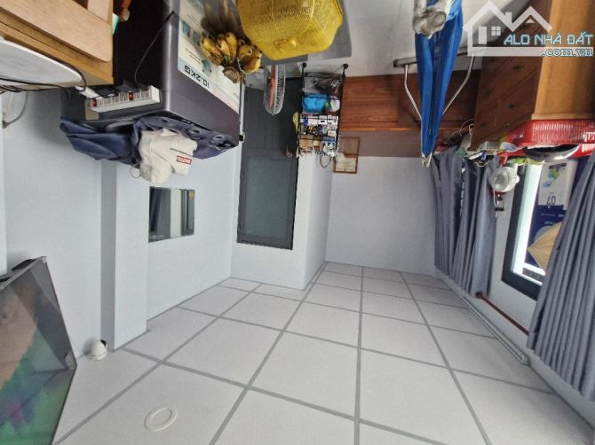 NGAY TRỤC PHẠM VĂN ĐỒNG – 85M2 – 2 TẦNG MỚI ĐẸP , NGANG 5M – GIÁ CHỈ 4 TỶ TL. - 3