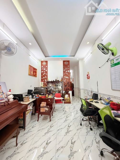 Bán nhà Hẻm Ôtô Vào Nhà  Khu Bàu Cát Tân Bình,88m2,2 Tầng chỉ Hơn 9tỷ - 3
