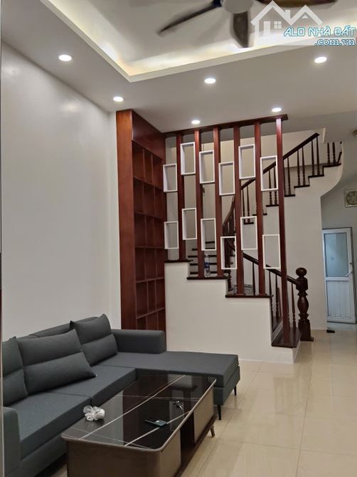 Bán Nhà Thịnh Hào 2 Đống Đa, 48m, 5.5 Tầng, Mt 4.4m, Giá chỉ 11.8 Tỷ - 3