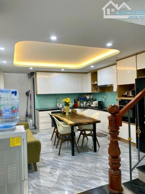 HÀ HUY GIÁP - KDC CAO CẤP - ĐƯỜNG 12M THÔNG - 68M² - 5 TẦNG - 4PN - 7.2 T.Ỷ - 3