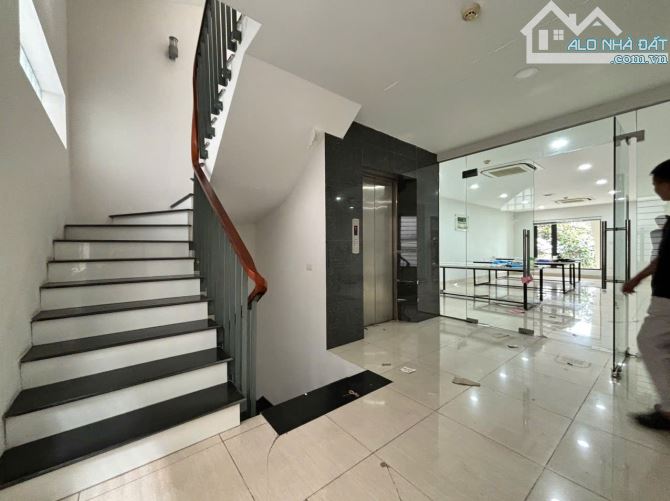 Cho thuê Building Tố Hữu 150m x 5 tầng thông sàn thang máy 55 triệu/tháng - 3