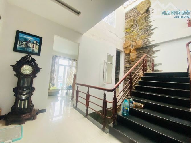 🎉🎉MẶT TIỀN KINH DOANH CỰC VIP- PHỐ HẢI CHÂU- DIỆN TÍCH LỚN 123M2- NGANG SIÊU RỘNG GẦN 10 - 3