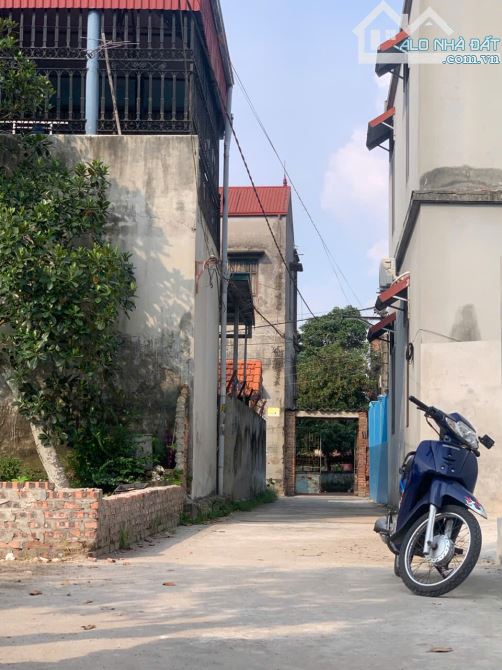 BÁN LÔ ĐẤT 82M2- MT 5.5M- XÃ NGHĨA ĐẠO- THUẬN THÀNH – ĐƯỜNG Ô TÔ- GIÁ HƠN 1 X TỶ. - 3