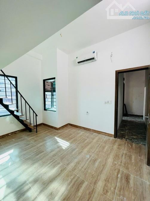 Bán nhà Triều Khúc căn hộ dòng tiền khủng 260tr/1 tháng 39 phòng khép kín full nội thất DT - 3