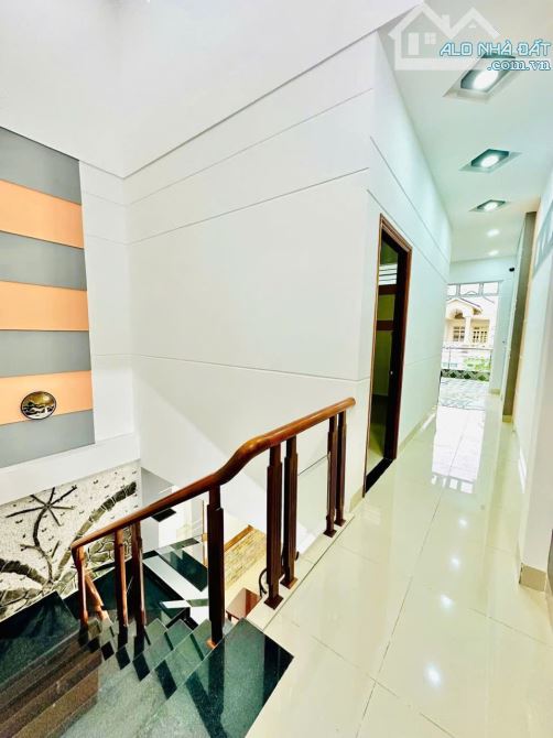 nhà 1 trệt 2 lầu mặt tiền đường lê chân kdc 91B, giá bán 7 tỷ 200 triệu. - 3