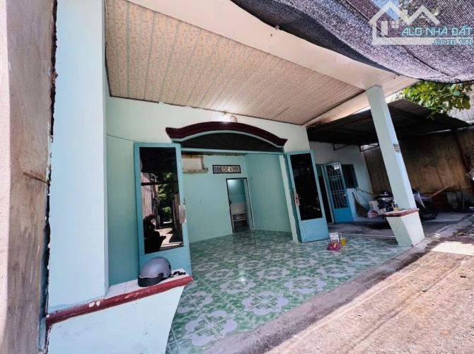 BÁN NHÀ GẦN ĐƯỜNG BÙI THI CỘI DI AN BINH DƯƠNG, DT 120M2 GIÁ 2.35 TỈ - 3