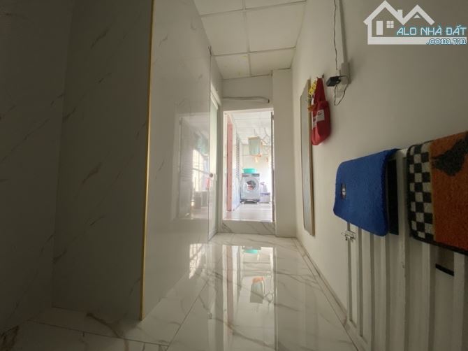 CHỦ NGỘP GIẢM MẠNH CHỈ CÒN 4 TỶ 1 TRUNG TÂM LINH CHIỂU 55m2 2 TẦNG SHR - 3
