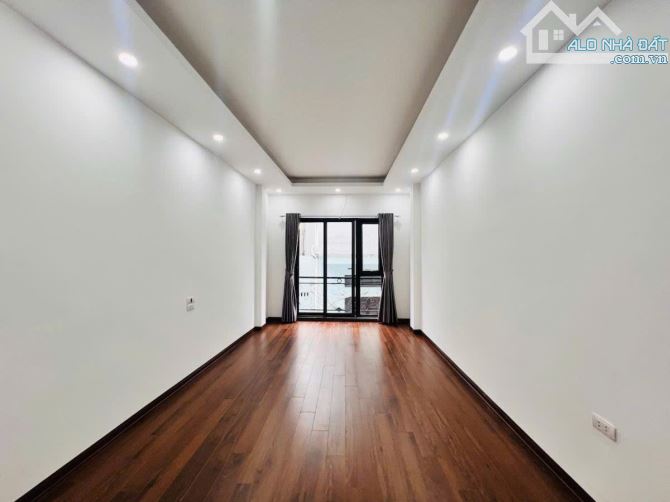 NHÀ MỚI LÁNG HẠ KÍNH KONG - THIẾT KẾ HIỆN ĐẠI 30m2 5 tầng mặt tiền 3.2m Giá 7.98 tỷ - 3