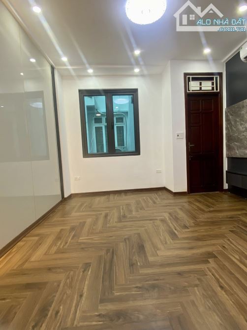 BÁN NHÀ THÀNH CÔNG ĐỐNG ĐA - NHÀ ĐẸP Ở LUÔN – DIỆN TÍCH 34M 4 TẦNG GIÁ 6,85 TỶ. - 3